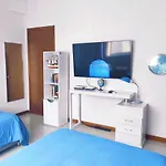 Apartamento De Lujo Con Vista Al Mar - Excelente Ubicacion